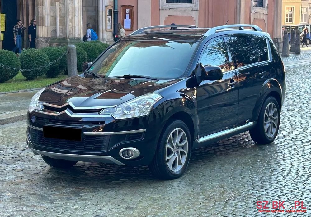 2008' Citroen C-Crosser photo #1