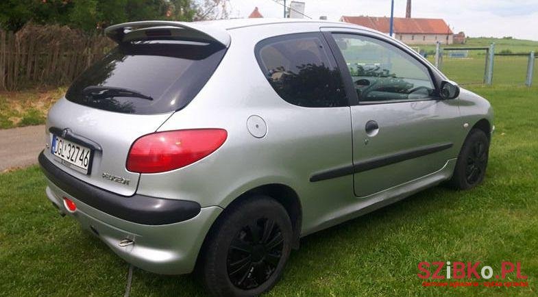 1999' Peugeot 206 photo #1