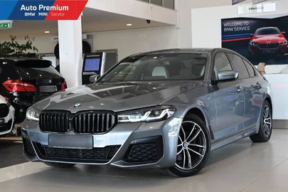 2021' BMW 5 Series 520D Xdrive M