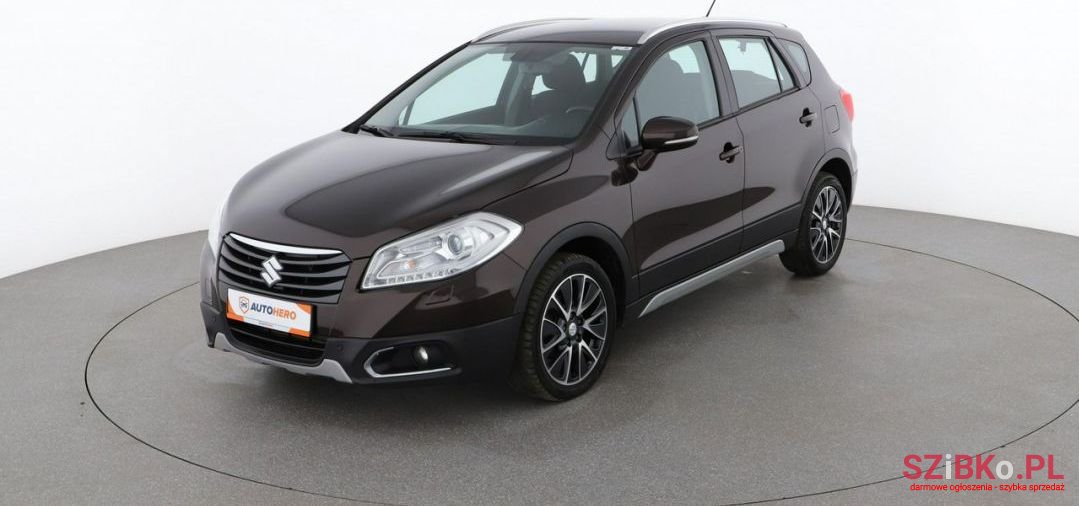 2013' Suzuki Sx4 S-Cross photo #1