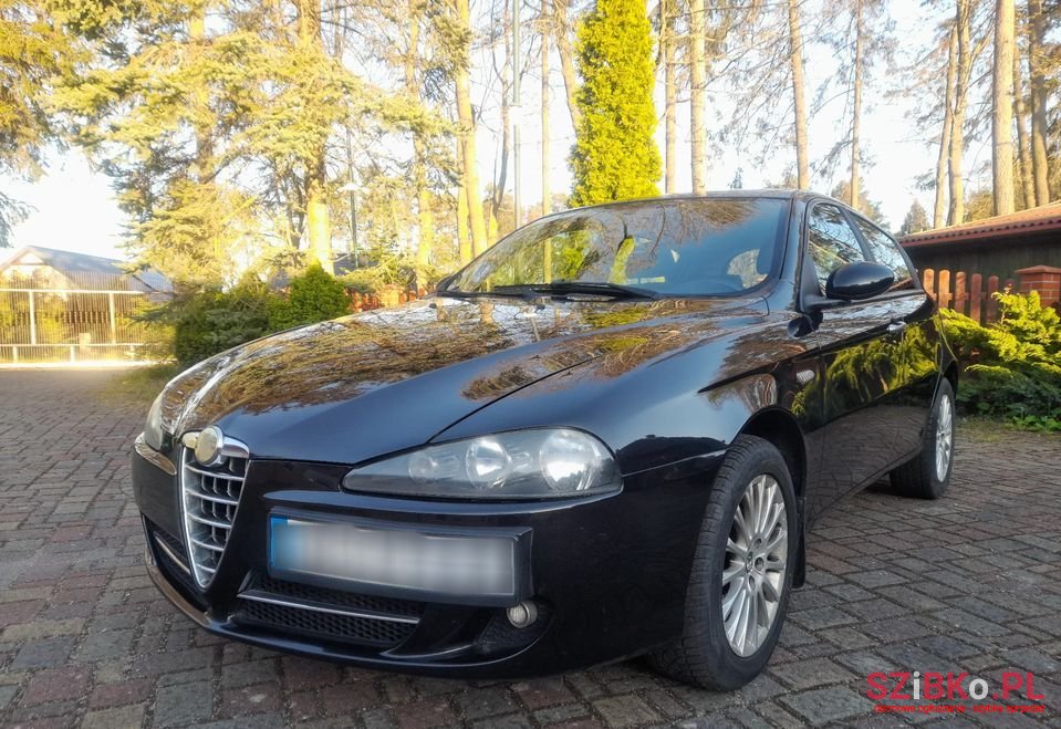 2007' Alfa Romeo 147 photo #1
