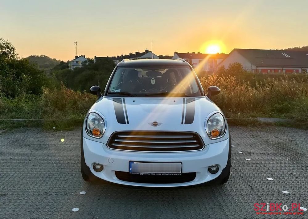 2011' MINI Countryman Cooper photo #3