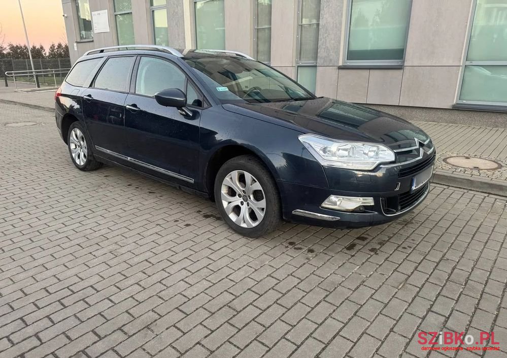 2009' Citroen C5 2.0 Hdi Attraction photo #2