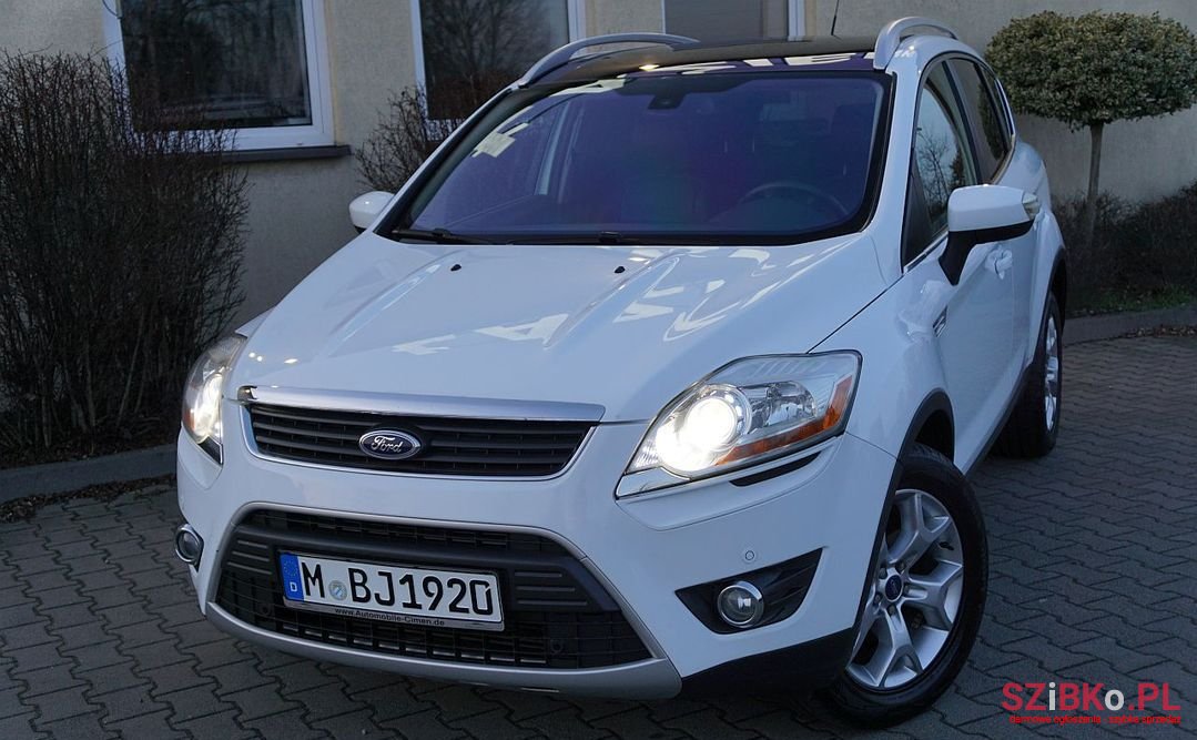 2011' Ford Kuga photo #2