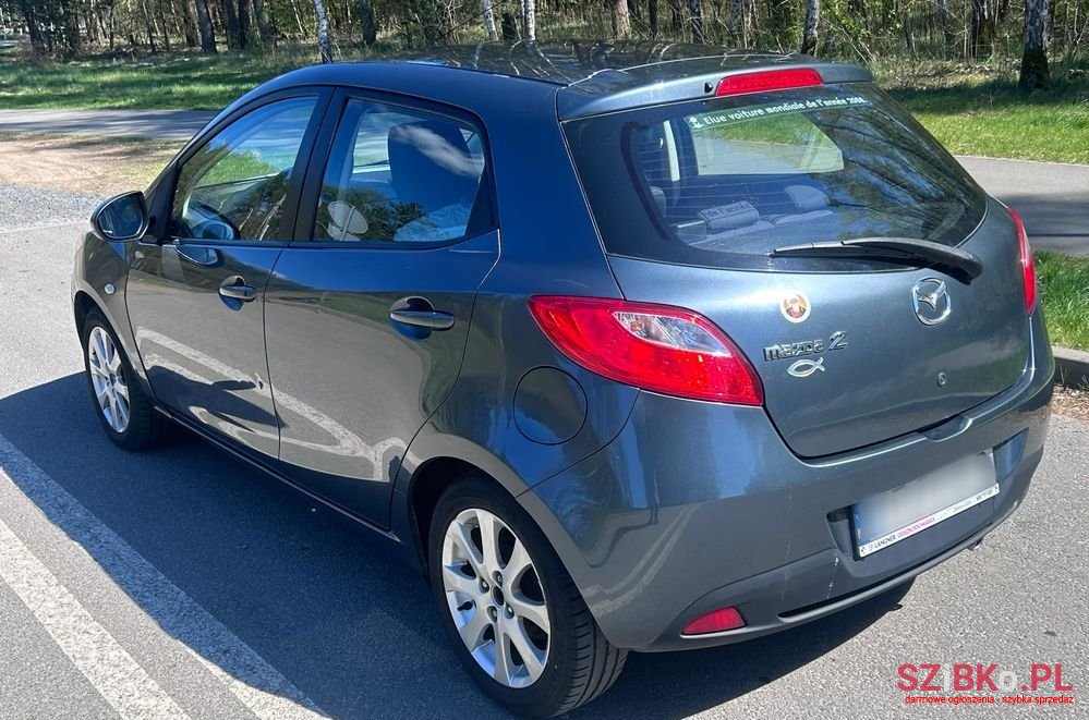 2009' Mazda 2 1.5 Sport photo #4