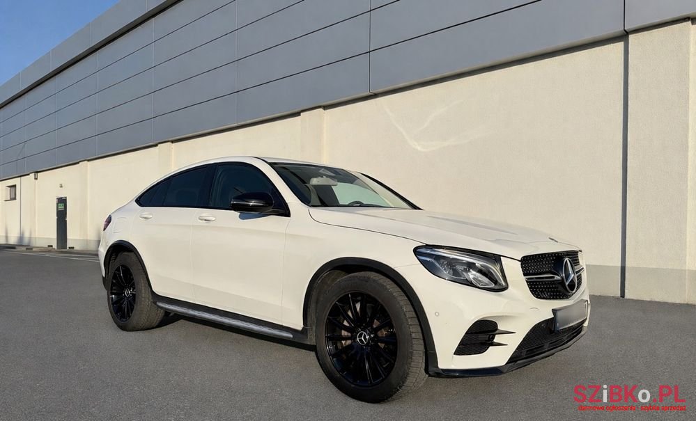 2017' Mercedes-Benz GLC photo #1