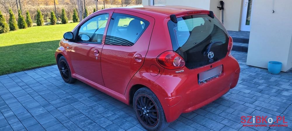 2008' Toyota Aygo 1.0 Vvt-I Luna photo #4