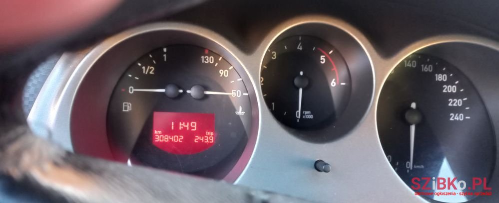 2004' SEAT Toledo photo #1