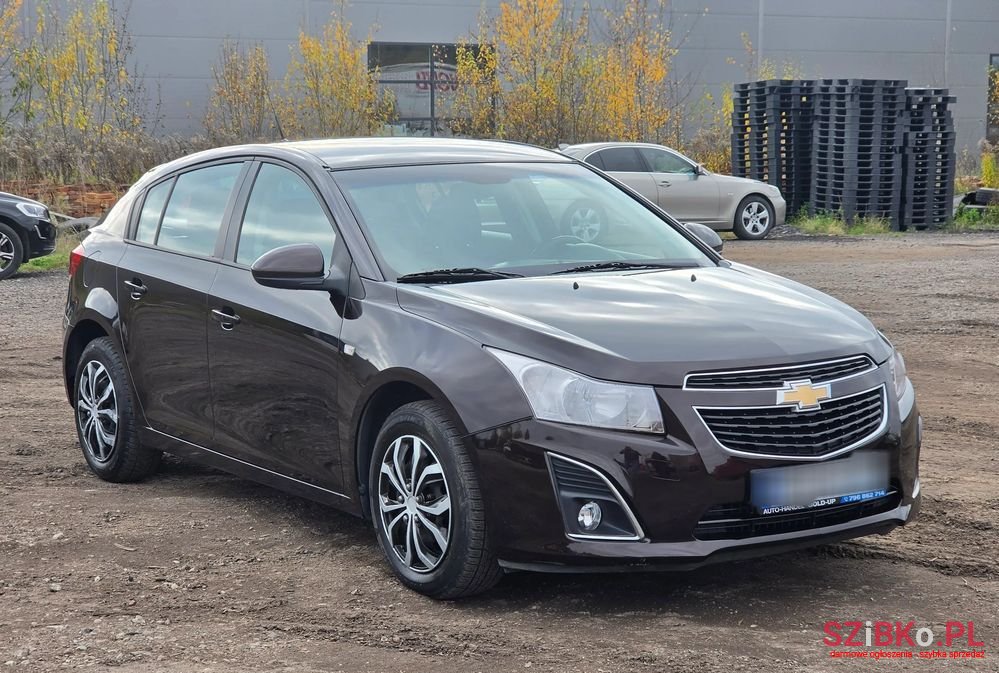 2013' Chevrolet Cruze photo #3