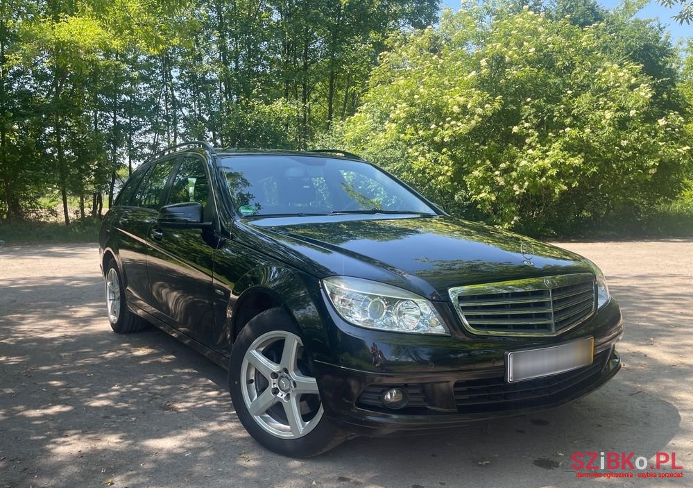 2009' Mercedes-Benz C-Class photo #6