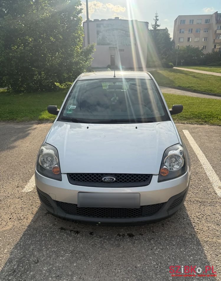 2006' Ford Fiesta 1.4 Trend photo #2