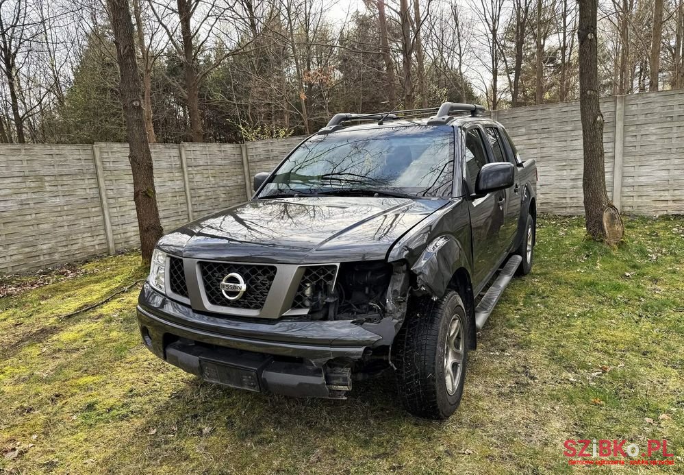 2009' Nissan Navara 2.5 D R-Black photo #2