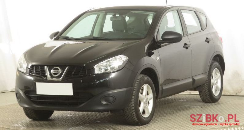 2013' Nissan Qashqai photo #1