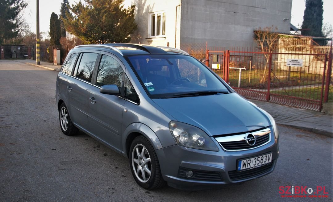 2005' Opel Zafira photo #4
