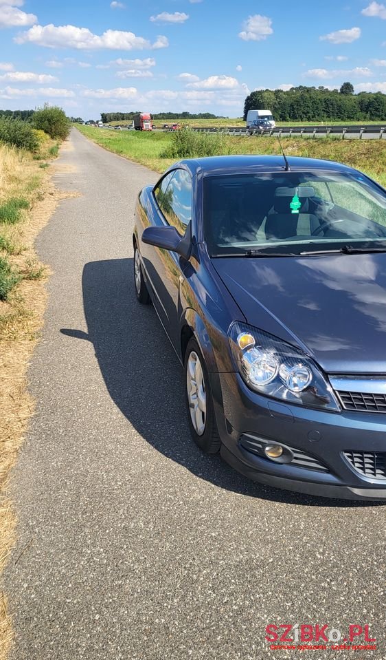 2007' Opel Astra 1.9 Cdti Cosmo photo #4