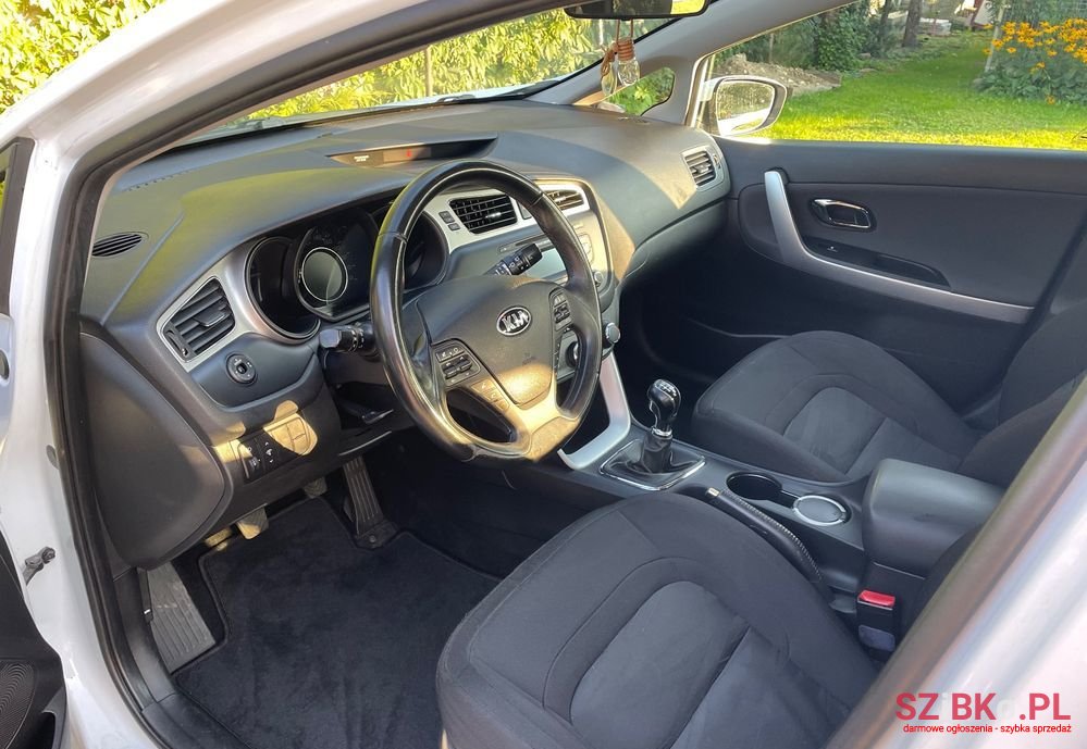 2013' Kia Ceed Cee'D 1.4 Crdi L photo #6