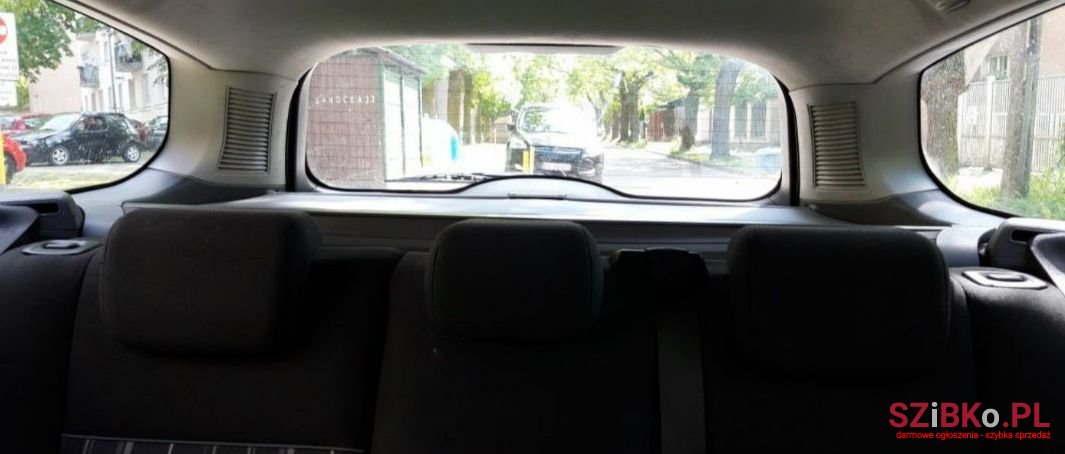 2008' Ford Focus photo #3