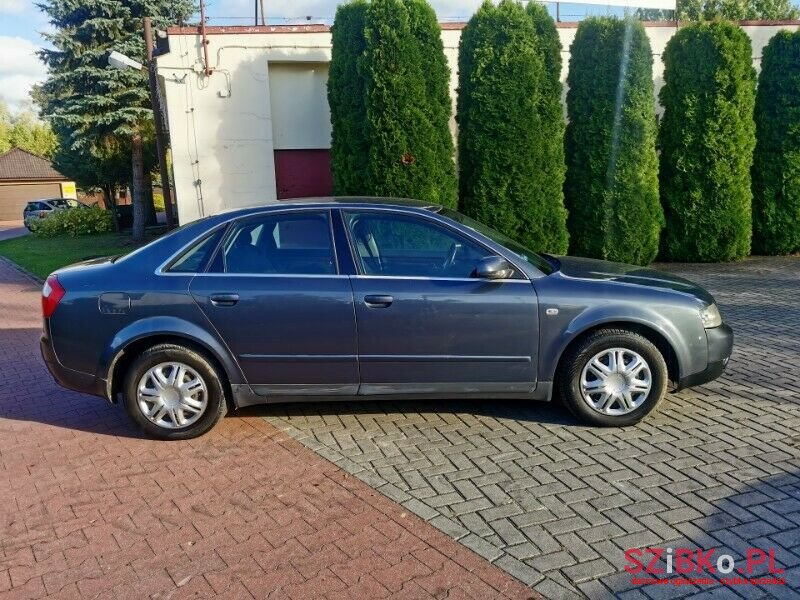 2001' Audi A4 photo #4