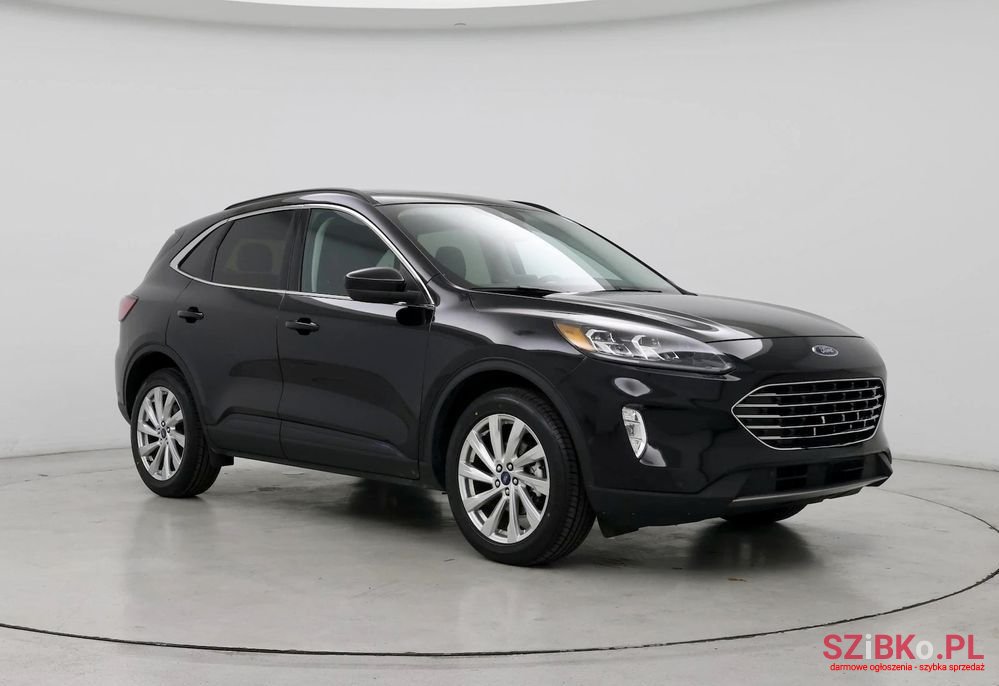2020' Ford Escape photo #1