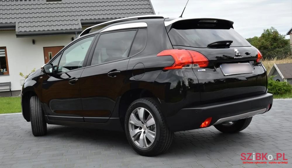 2016' Peugeot 2008 photo #5