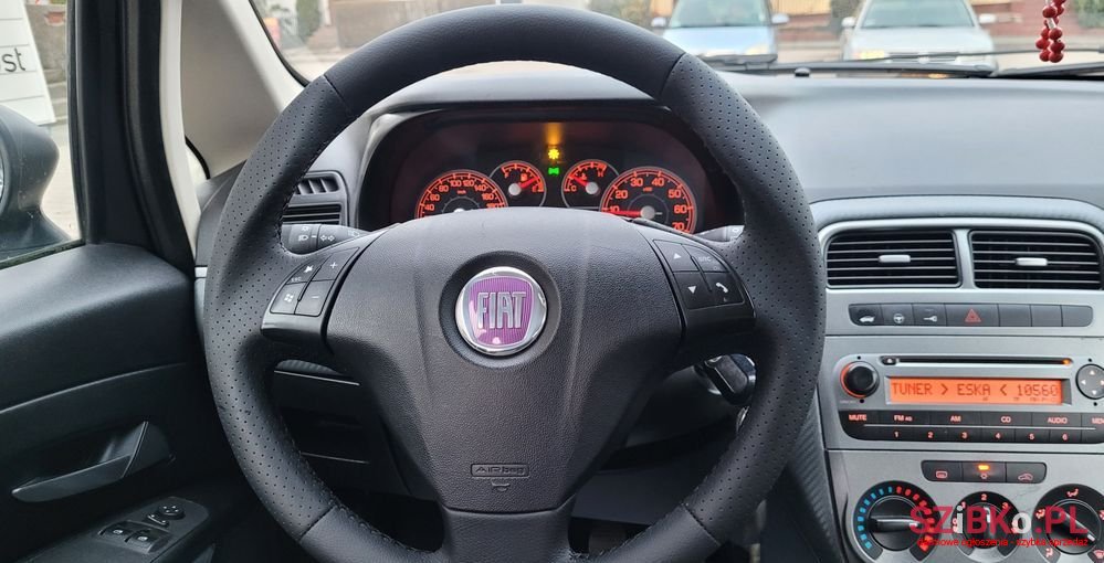 2009' Fiat Grande Punto photo #6