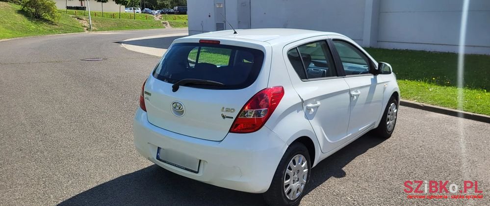 2010' Hyundai i20 1.2 Comfort photo #4