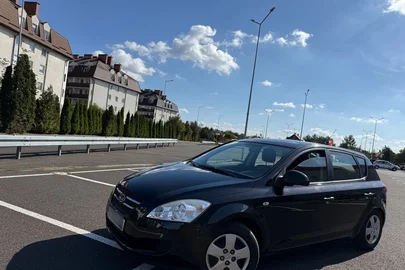 2009' Kia Ceed 1.4 Cvvt Lx Basis