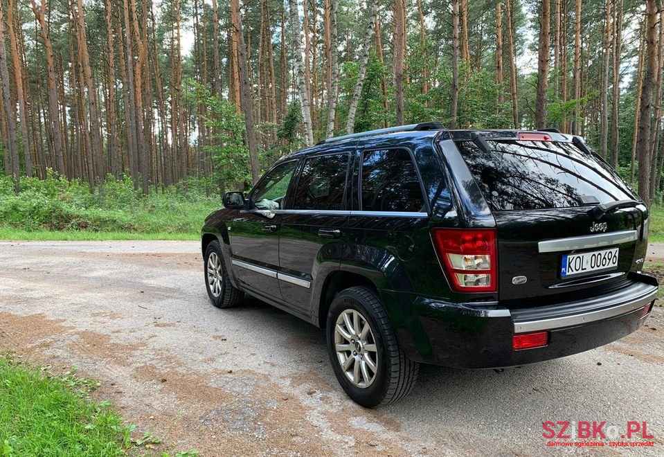 2007' Jeep Grand Cherokee photo #5