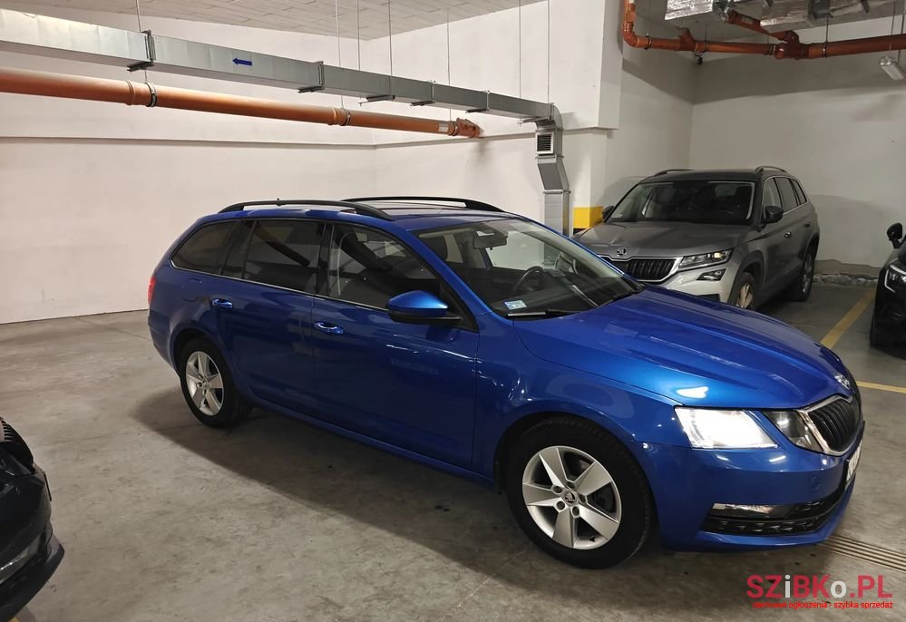 2020' Skoda Octavia 1.5 Tsi Act Ambition photo #4