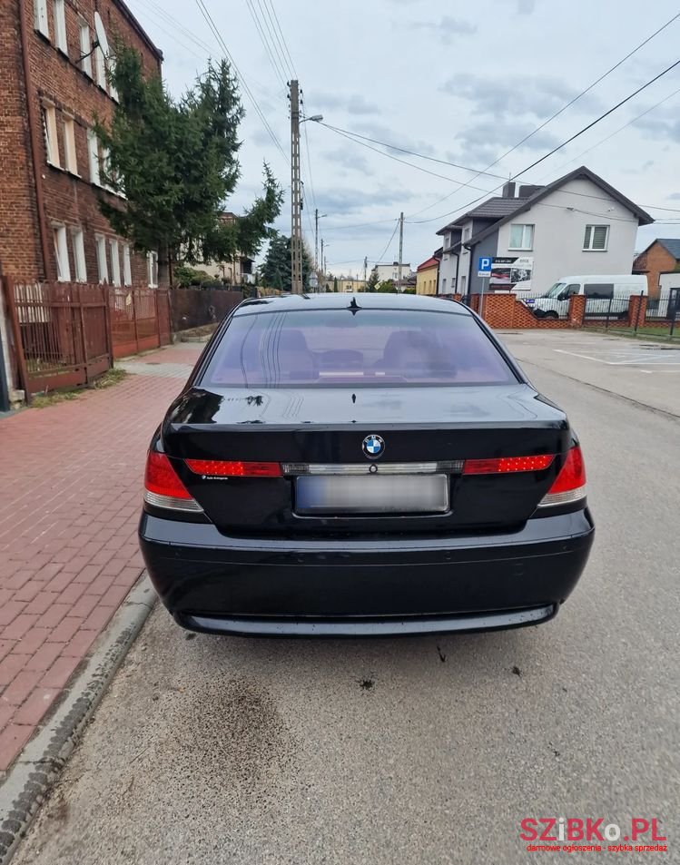 2002' BMW 7 Series 735I photo #5