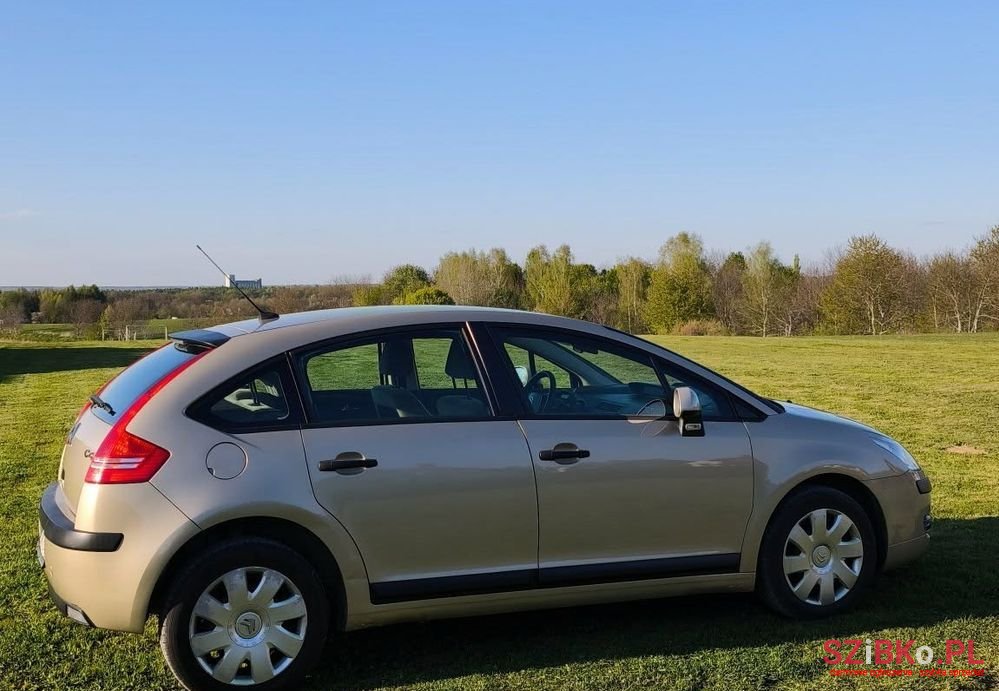 2007' Citroen C4 photo #1