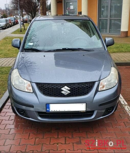 2008' Suzuki SX4 photo #1