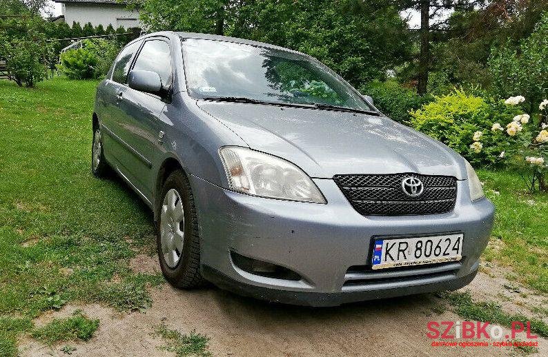 2002' Toyota Corolla photo #1