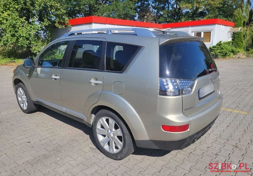 2008' Mitsubishi Outlander 2.4 Instyle Cvt photo #4