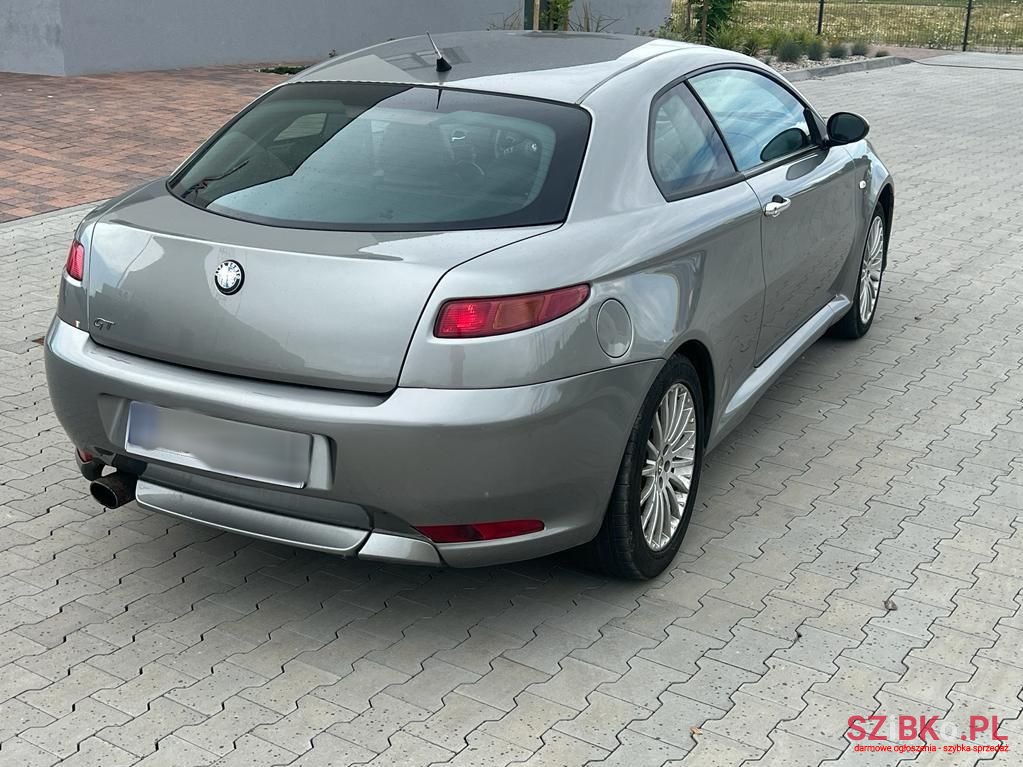 2006' Alfa Romeo GT photo #6