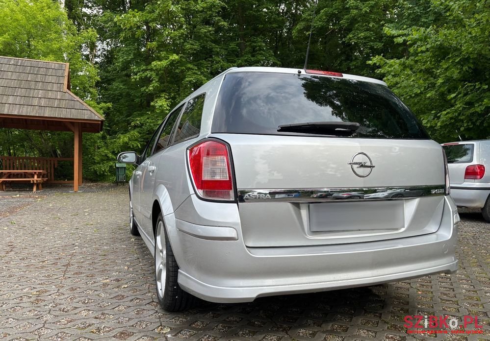 2009' Opel Astra photo #5