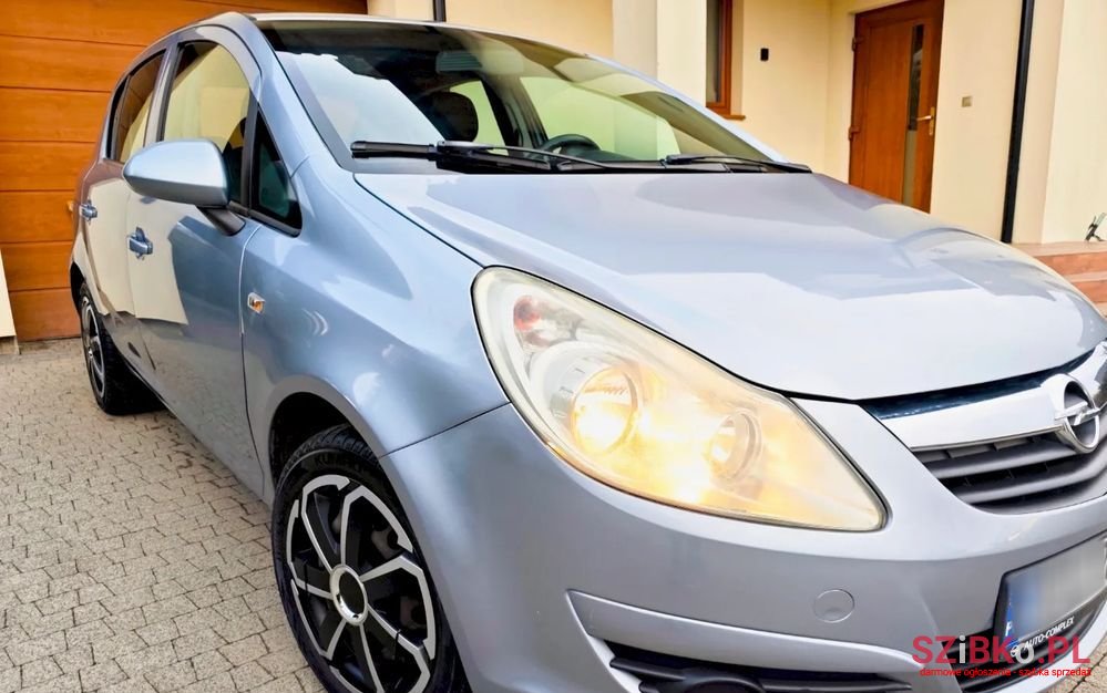 2009' Opel Corsa 1.2 16V Color Edition photo #6