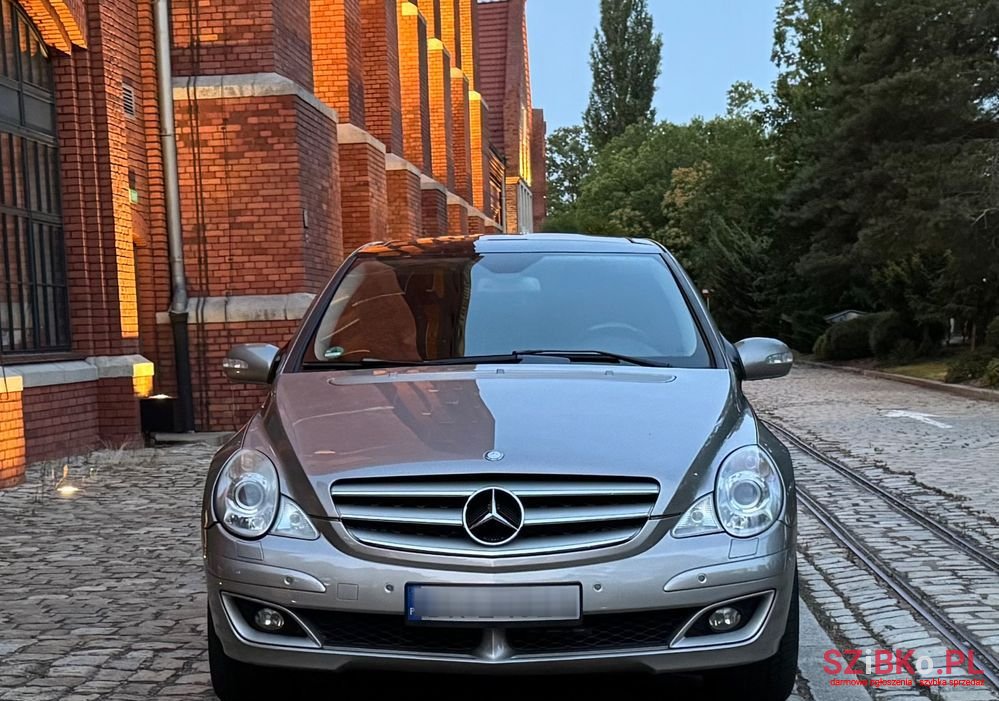 2006' Mercedes-Benz R-Class photo #4