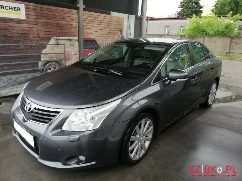 2009' Toyota Avensis photo #1