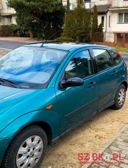 1999' Ford Focus photo #1