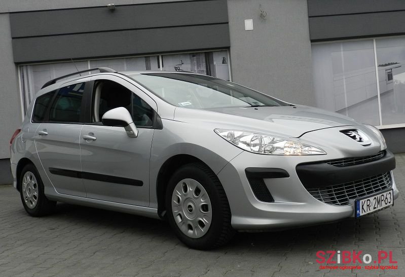 2008' Peugeot 308 photo #2