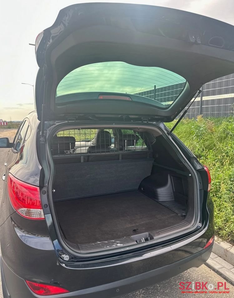 2010' Hyundai ix35 2.0 Crdi Premium photo #6