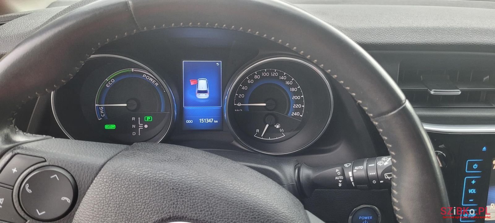 2016' Toyota Auris photo #3