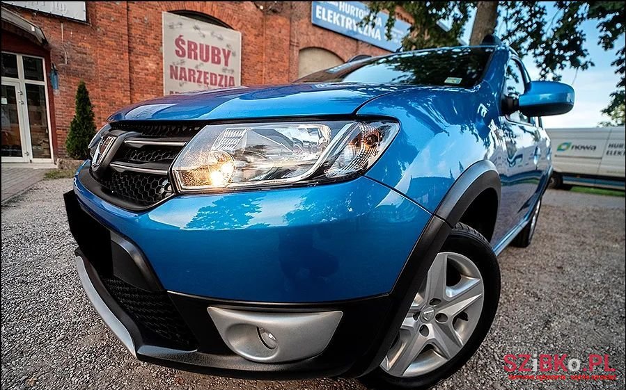 2013' Dacia Sandero Stepway photo #5