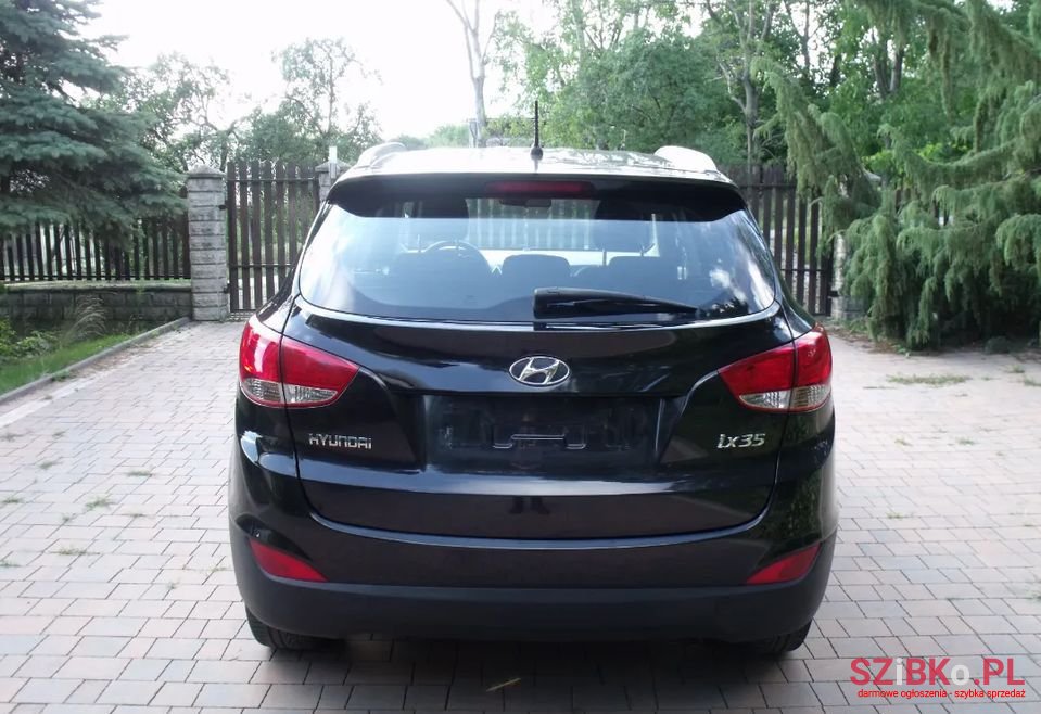 2011' Hyundai ix35 photo #6