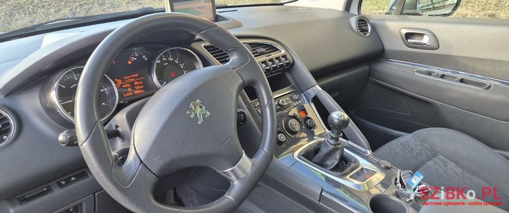 2012' Peugeot 3008 1.6 Hdi Premium photo #6