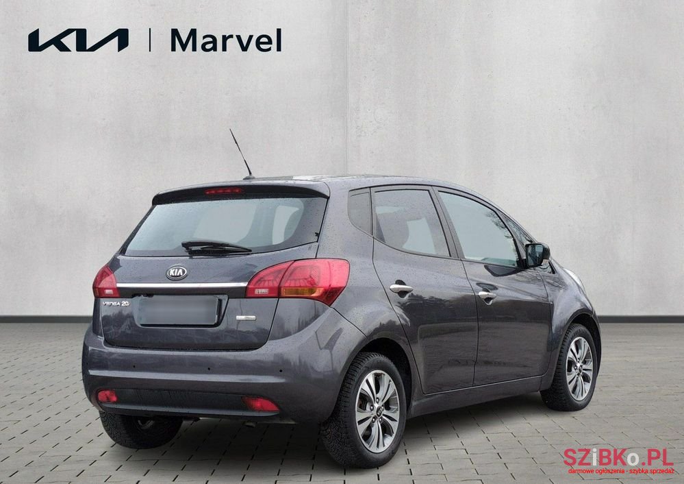 2015' Kia Venga photo #5