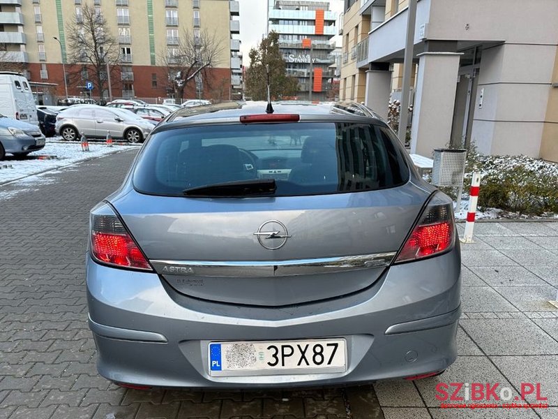 2008' Opel Astra photo #6