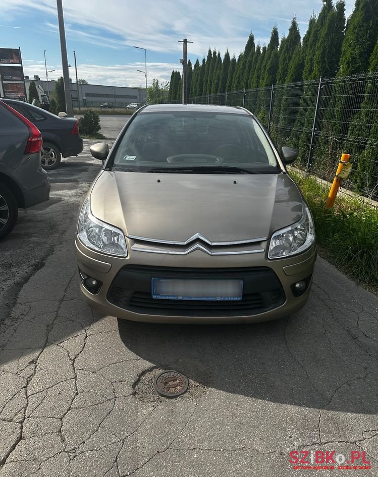 2010' Citroen C4 photo #6