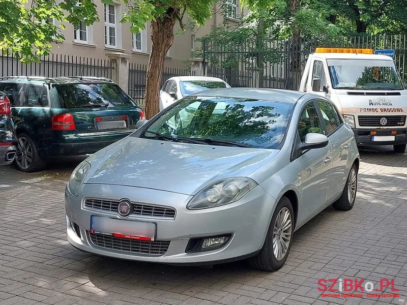 2011' Fiat Bravo 1.6 Multijet 16V Active photo #1
